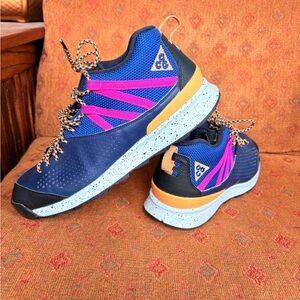 Nike ACG Okwahn II 525367-400 Men Sz 10.5 Obsidian/Orange Indigo Force